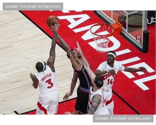 热火143-117大胜老鹰，哈克斯26分阿德巴约25分10篮板